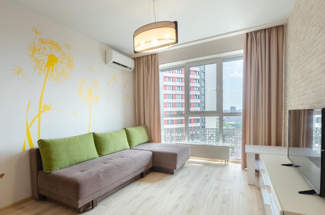 Petrovdom 41B-59B-90B-77B Stunning City View Apartments At Rc Kvartet, Central Railway Station كييف المظهر الخارجي الصورة