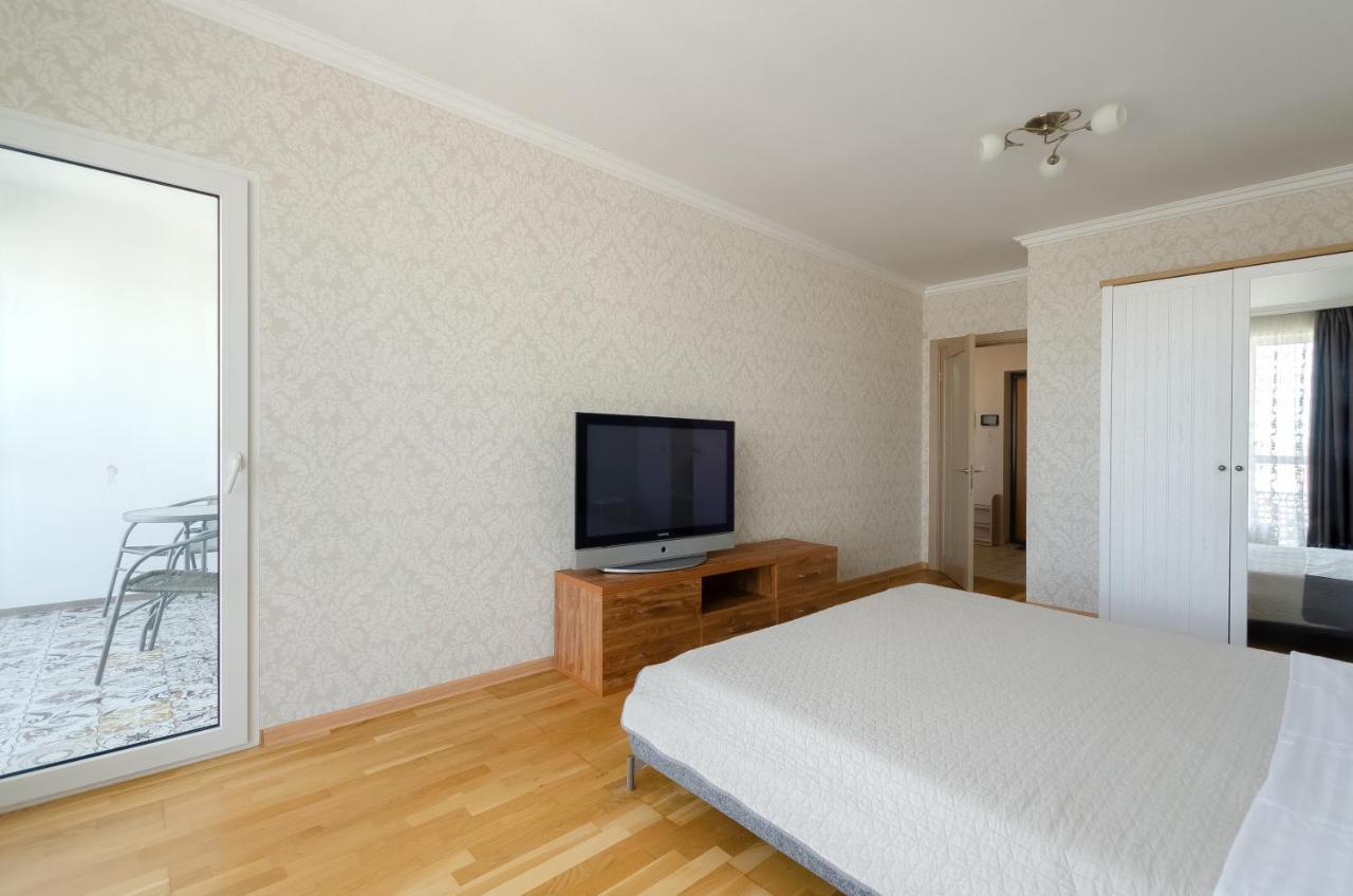 Petrovdom 41B-59B-90B-77B Stunning City View Apartments At Rc Kvartet, Central Railway Station كييف المظهر الخارجي الصورة