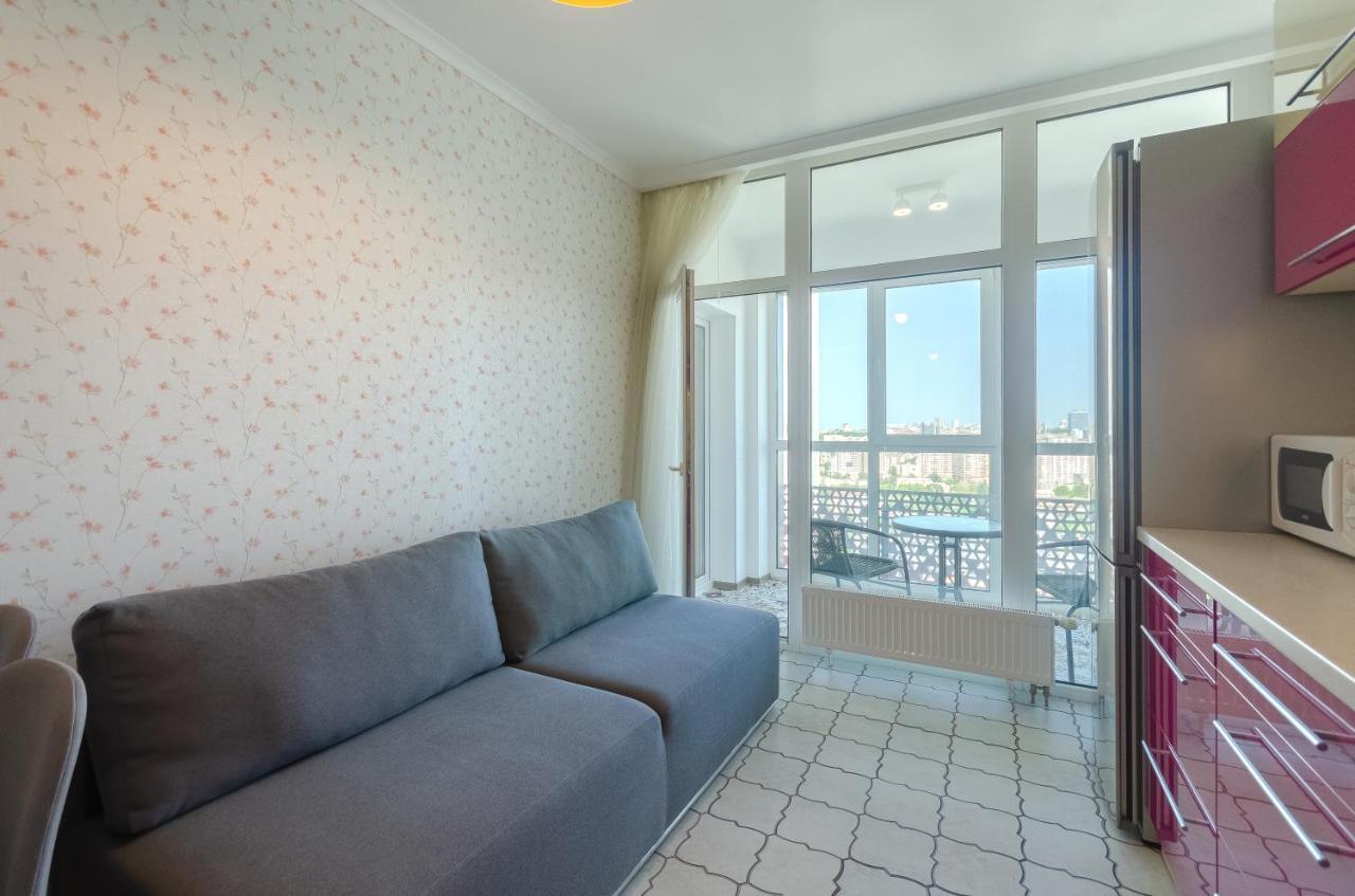 Petrovdom 41B-59B-90B-77B Stunning City View Apartments At Rc Kvartet, Central Railway Station كييف المظهر الخارجي الصورة