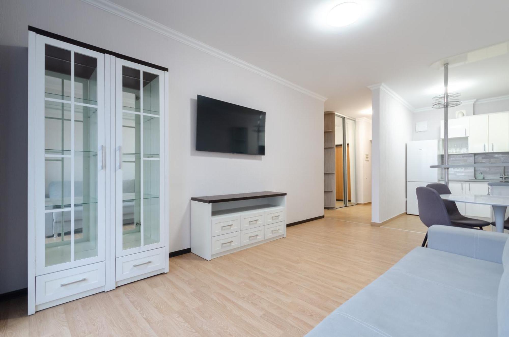 Petrovdom 41B-59B-90B-77B Stunning City View Apartments At Rc Kvartet, Central Railway Station كييف المظهر الخارجي الصورة