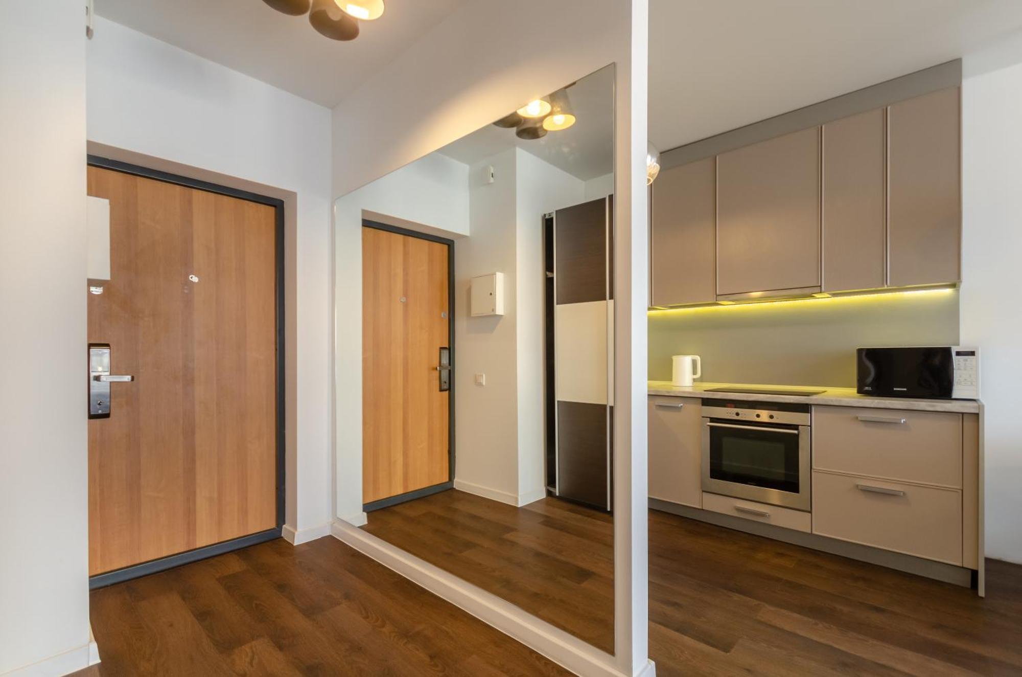 Petrovdom 41B-59B-90B-77B Stunning City View Apartments At Rc Kvartet, Central Railway Station كييف المظهر الخارجي الصورة